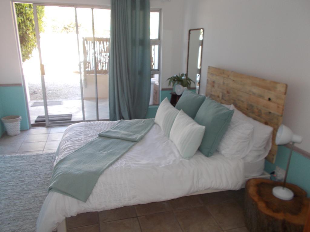 Due South Guest House Langebaan Bagian luar foto