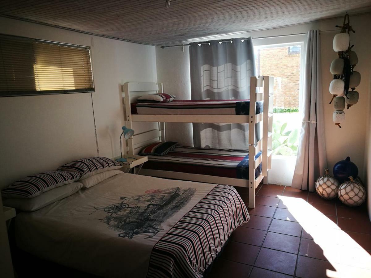Due South Guest House Langebaan Bagian luar foto